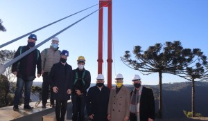 Ministro visita obras do Skyglass Canela; inauguração ocorre em dezembro