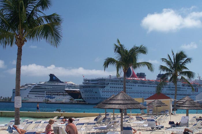 Porto de Cruzeiros de Nassau recebe certificado 'Safe Travels' Porto de Cruzeiros de Nassau, nas Bahamas