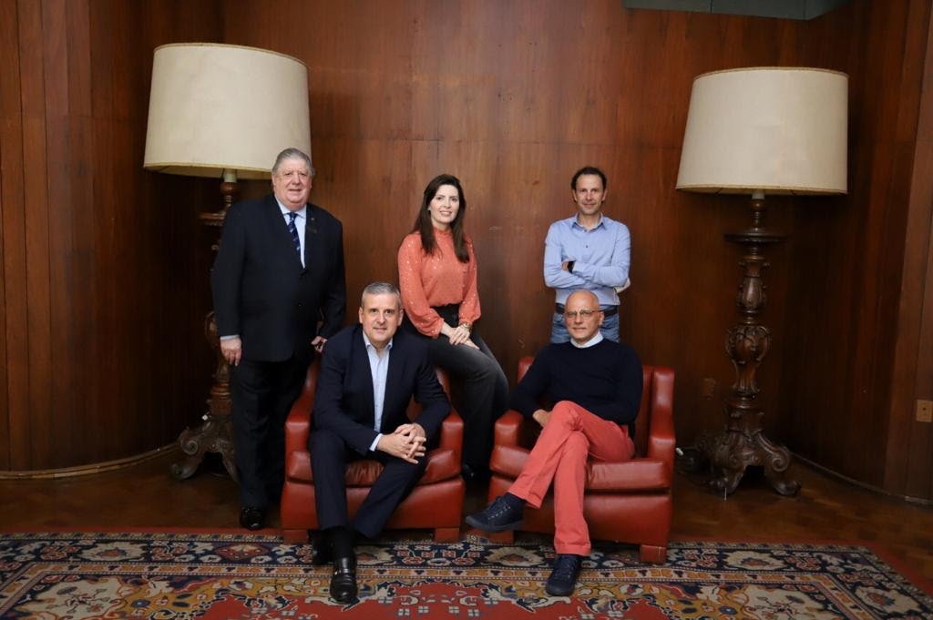 Nova diretoria da ABIH-SP anuncia iniciativas para 2021 1 Fernando Guinato, Juan Pablo De Vera, Thais Faccin, Ricardo A. Roman Jr e Marcos Villas Boas