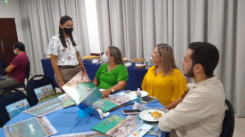 Roadshow ‘Visite Alagoas’ capacita mais de 200 agentes no Nordeste roadshow visite alagoas2