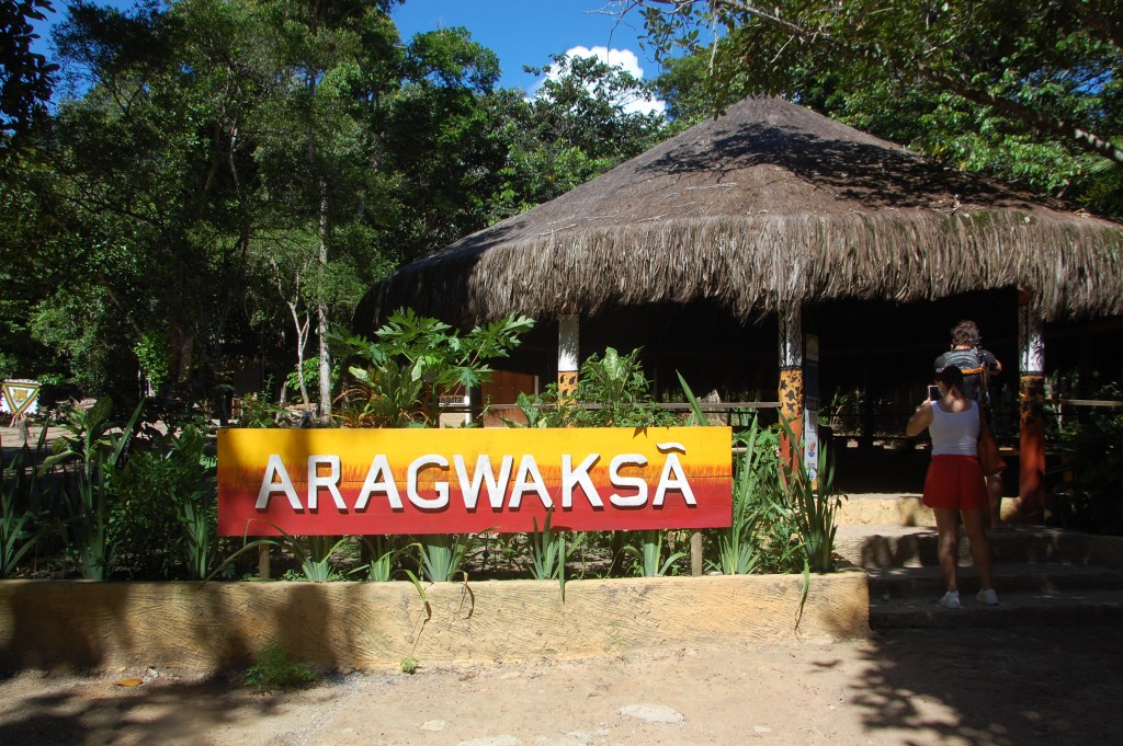 Aragwaksã, centro comunitário