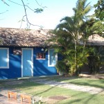 Lojas coloridas são o charme de Trancoso