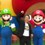 Shigeru Miyamota com Mari e Luigi Shigeru Miyamota com Mari e Luigi