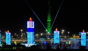 Brasília Iluminada é inaugurada para celebrar o Natal