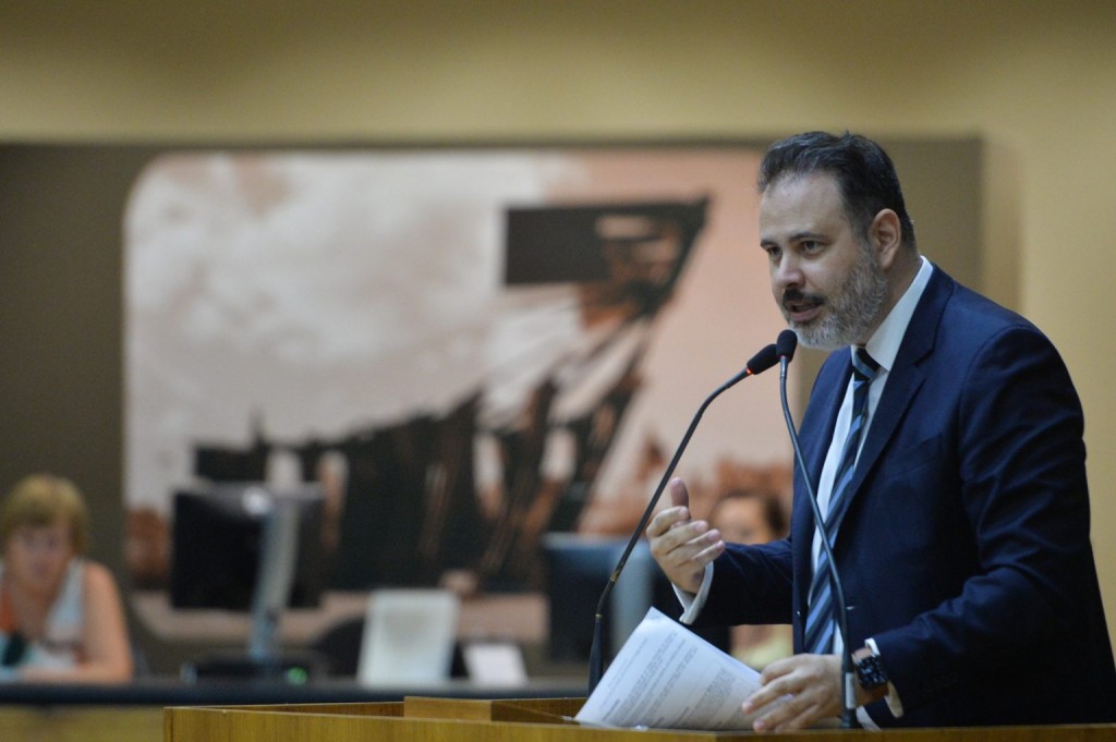 Saiba quem são os novos secretários e dirigentes de Turismo das capitais 14 Vice-prefeito Ricardo Gomes assume pasta de Desenvolvimento Econômico e Turismo de Porto Alegre