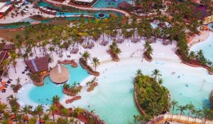Hot Beach lança promoção de até 50% para resorts e passaporte anual