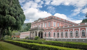 Museu Imperial de Petrópolis é reaberto no RJ