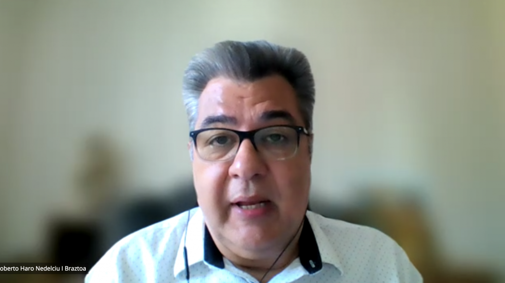 Projeto da Braztoa une qualificação e parceria com destinos para identificar produtos turísticos 1 Roberto Nedelciu, presidente da Braztoa, durante a coletiva virtual de lançamento da Academia de Excelência Braztoa