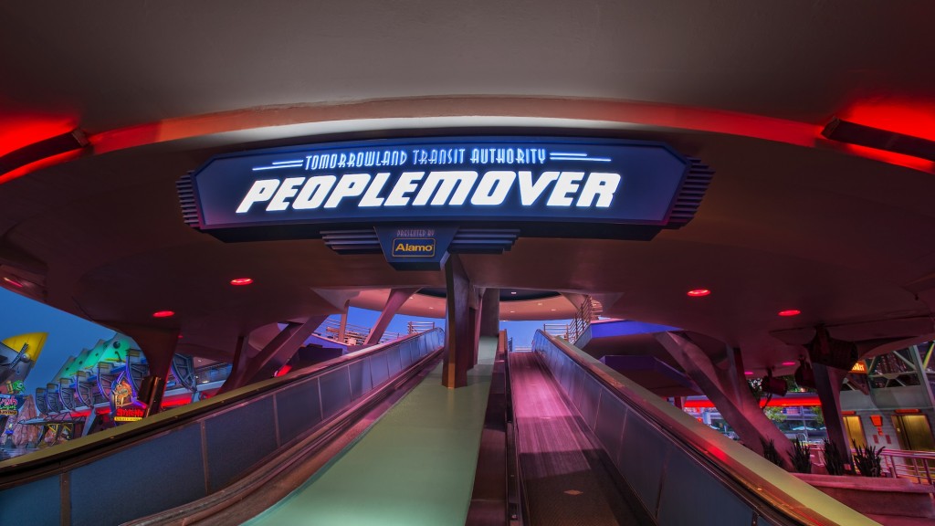 Disney reabre 'PeopleMover' no Magic Kingdom tomorrowland-transit-authority-peoplemover-gallery07