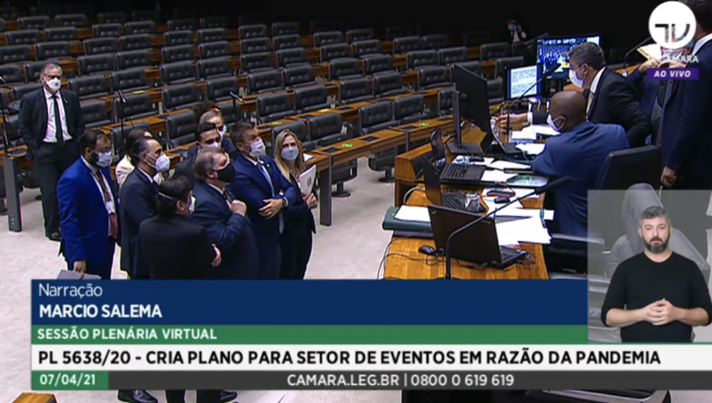Câmara aprova programa emergencial para os setores de Turismo e Eventos; texto vai à sanção 1 Câmara aprovou o substitutivo do Senado ao texto (Foto: divulgação/TV Câmara).