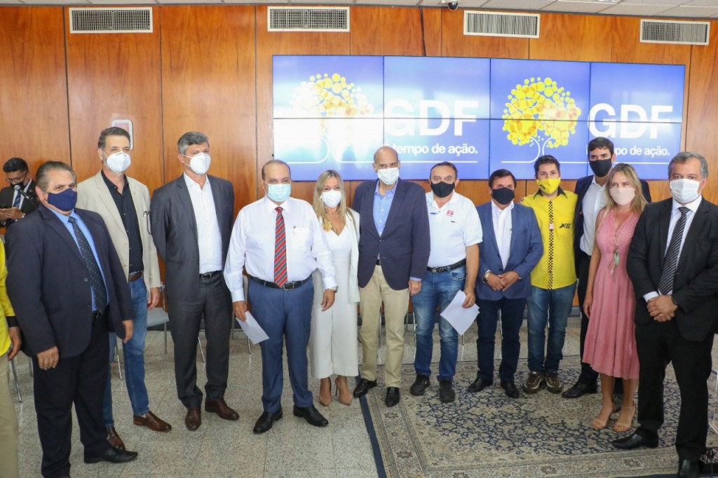PL garante novo recurso emergencial a motoristas de turismo do DF PL Auxilio