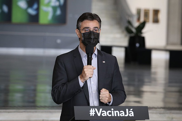 Vice-governador, Rodrigo Garcia, durante anuncio realizado nesta sexta (16). (Foto: Governo de SP)