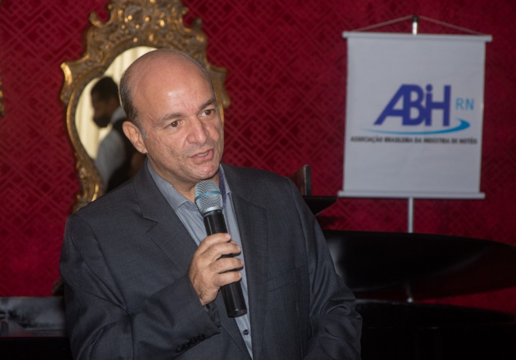 ABIH-RN apresenta pleitos da hotelaria ao ministros Gilson Machado e Fábio Faria 989