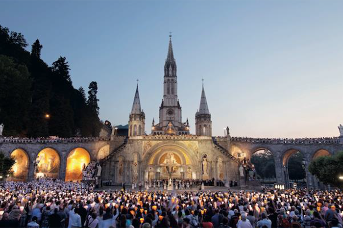 Destinos 5 Santuário de Nossa Senhora de Lourdes na França Destinos