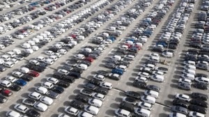 Locadoras devem adquirir até 400 mil veículos em 2021, diz Abla
