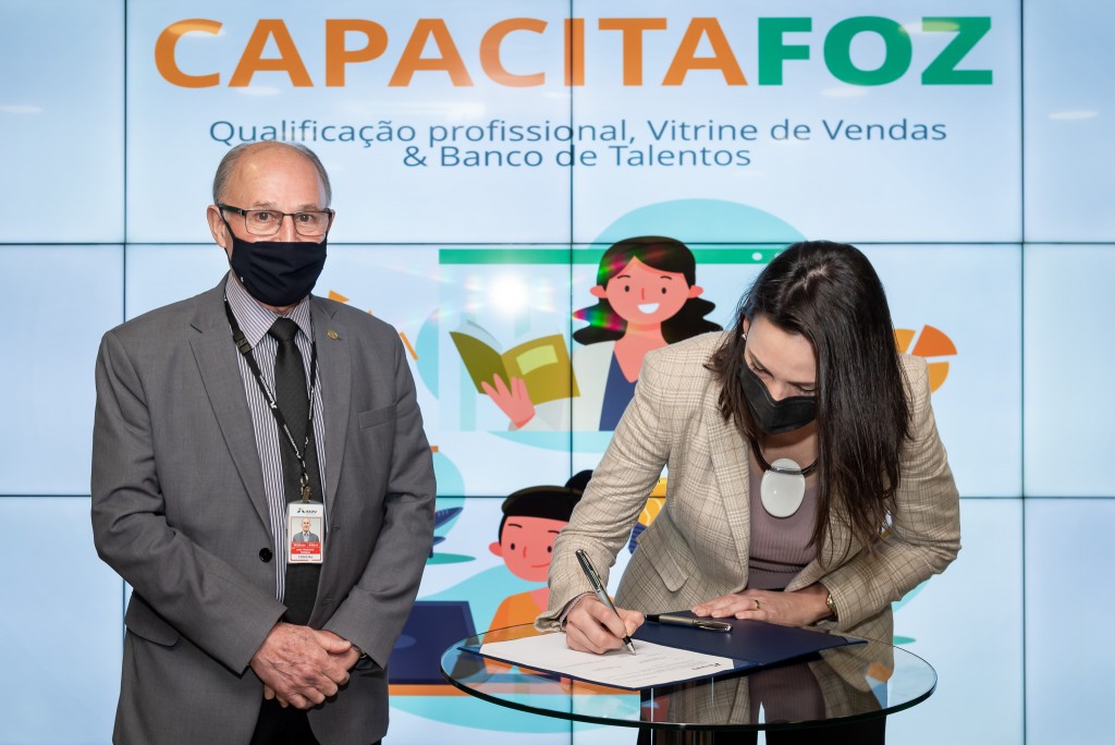 Parques e Atrações 7 60f99210a7cdc20210722RF5401 Parques e Atrações