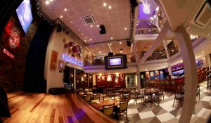 Hard Rock Cafe celebra 51 anos com ação especial em Gramado (RS)
