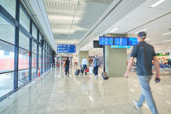 Manifesto da Abear contra PL 2337 ganha apoio de comissões da Câmara 12 - Aeroporto Internacional de BH - Sala de Embarque Doméstico confins