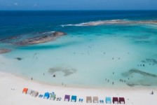 Aruba aposta em grupos em nova campanha latino-americana