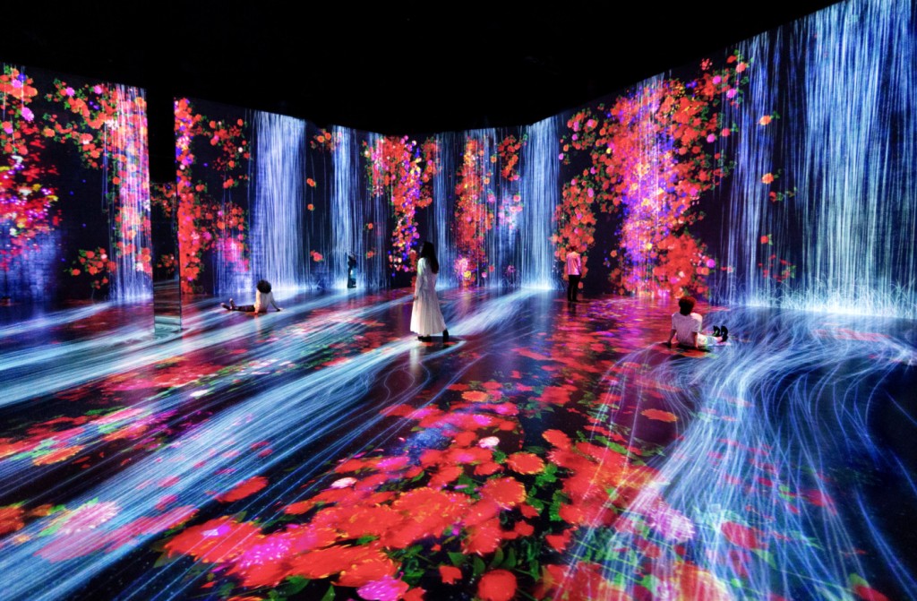 superblue-teamlab-flowersandpeoplecannotbecontrolledbutlive-together_Miami01-1400x918