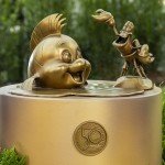 0916ZP 0081DR Disney 50 anos: veja fotos da coleção de esculturas douradas do Magic Kingdom
