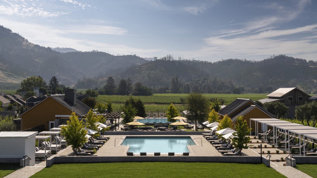 Four Seasons abre resort com produção de vinho própria na Califórnia 1 NVC_156_aspect16x9_Easy-Resize.com