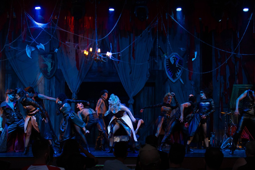 Hopi Hari celebra 20 anos de sua festa de Halloween com temporada até novembro hora-do-horror-20-anos-dejavu-2021--2-