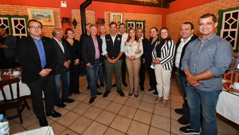 Ministro se reúne com prefeitos da Serra Catarinense e discute ações para a região 1 10e02d9f-a5db-4cfb-af39-e9b8e878965b