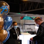 Procedimento de check-in da KLM contou com decoração especial para celebração dos 75 anos da empresa no Brasil