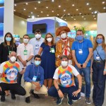 Ruth Avelino, presidente da PBTur, com a equipe no estande da Paraíba