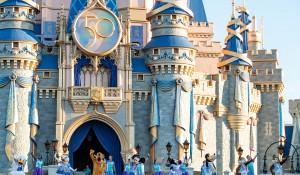 Disney 50 anos: veja fotos do primeiro dia de celebração no Magic Kingdom