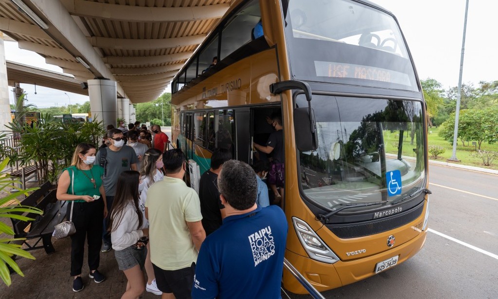 Itaipu recebe mais de 8 mil visitantes durante o feriadão 1 FERIADÃO_ITAIPU