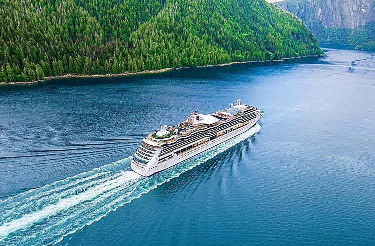 serenade-of-the-seas-alaska-landscape-aerial