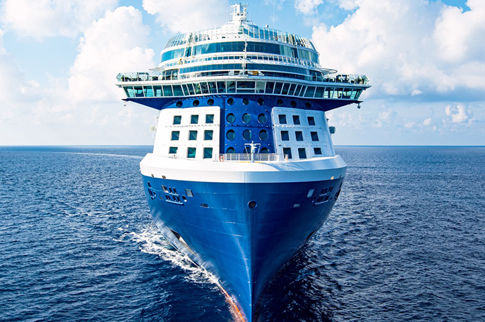 Após pausa de 15 meses, Celebrity Cruises retoma operações de mais 2 navios 1 Os navios Celebrity Reflection e Celebrity Constellation já retomaram suas operações.