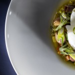Mathieu Viannay - Nage de dos de cabillaud aux petits légumes et olives Taggiasca 1©Air France