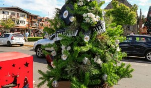 Hard Rock lança árvore que reproduz canções no Natal Luz de Gramado