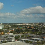 Vista do 10° andar da Torre 2 do Dockside Inn and Suites