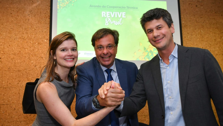 Acordo entre MTur e BNDES garante estruturação de projetos-piloto do Revive Brasil f4d40515-50eb-4767-824a-91cf8b8503c9