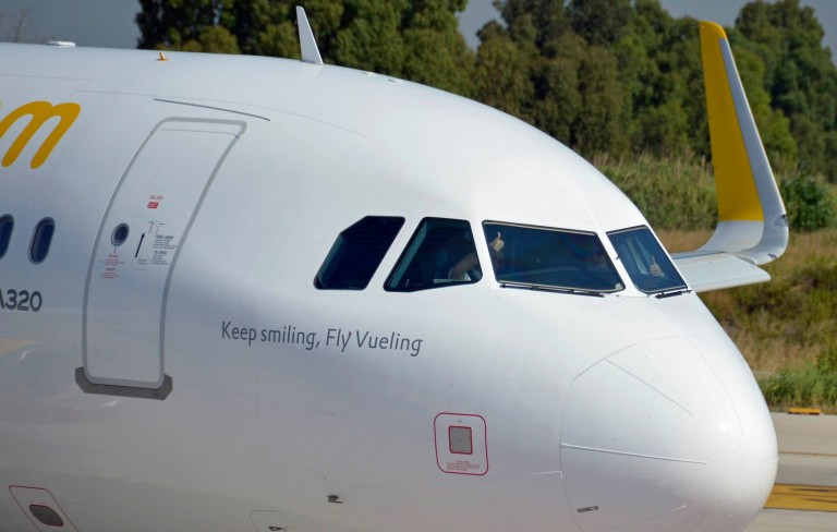 Low-cost na Europa começa a cobrar por mala de mão; entenda 1 vueling 2
