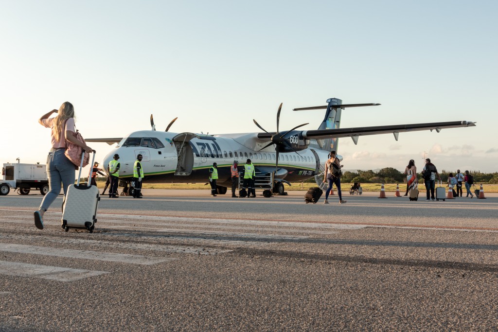 CaboFrioAirport-75 azul aeroporto passageiros embarque aviação aeronave