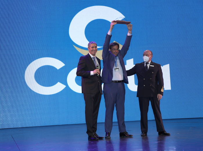 Costa Cruzeiros celebra chegada do Costa Diadema ao Brasil; veja fotos 2 Dário Rústico, presidente executivo da Costa Cruzeiro pra América do Sul e Central, Gilson Machado, ministro do Turismo, e Giogio Moretti, comandante