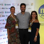 Ingrid Azenha, da Valtur Turismo, e Gustavo Medeiros e Luciana Guimarães, do Royal Tulip JP