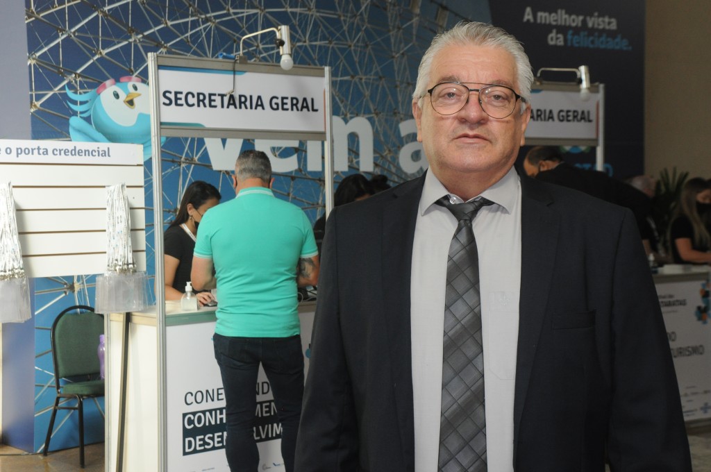 Festival das Cataratas espera 4 mil agentes: "É hoje a maior feira de turismo do Brasil" 1 Paulo Angeli, idealizador do Festival das Cataratas e secretário de Turismo de Foz