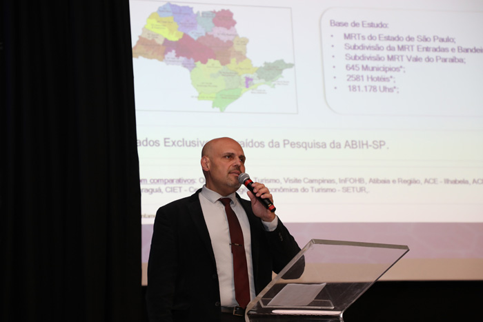 Roberto Gracioso, diretor da ABIH-SP Roberto Gracioso, diretor da ABIH-SP