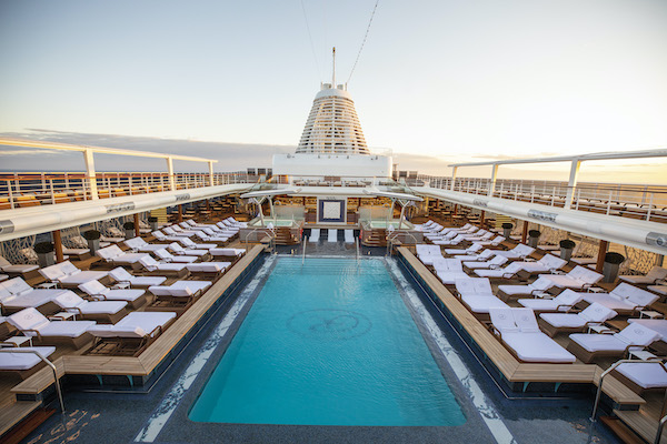 Regent Seven Seas oferece viagens de imersão durante temporada de fim de ano A Regent Seven Seas criou uma coleção de viagens de imersão para comemorar as festas ao redor do mundo.
