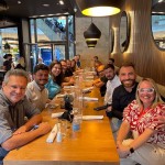 Após visita a sede, a Assist Card levou os agentes de viagem para almoçar no restaurante Tucson, no shopping Dot