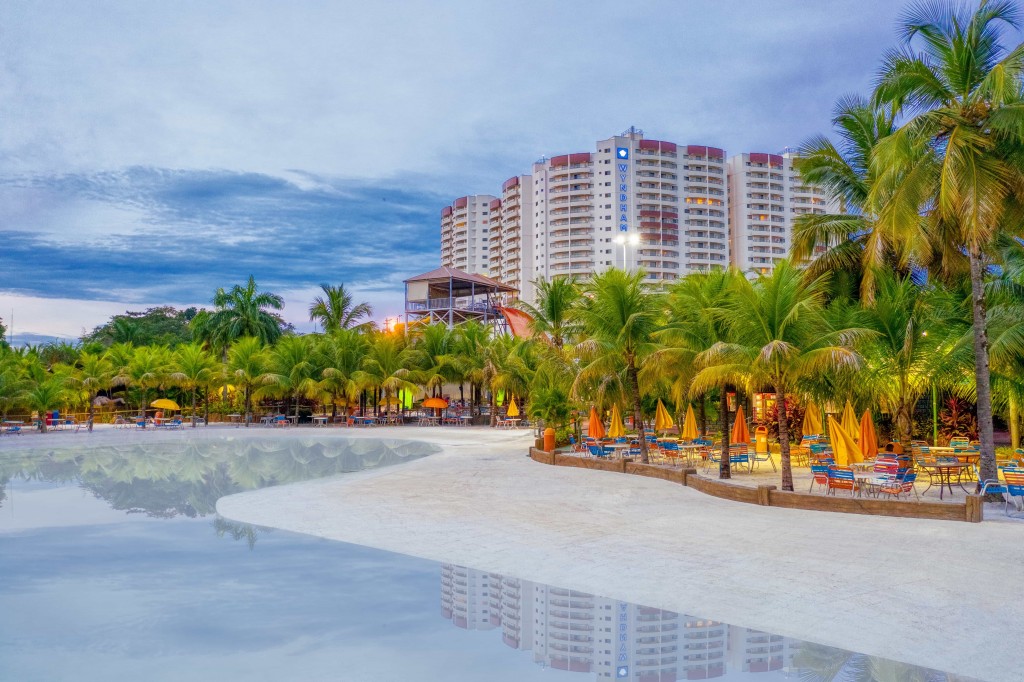 Wyndham Olimpia prepara festas de Natal e Réveillon Wyndham Olimpia prepara festas de Natal e Réveillon