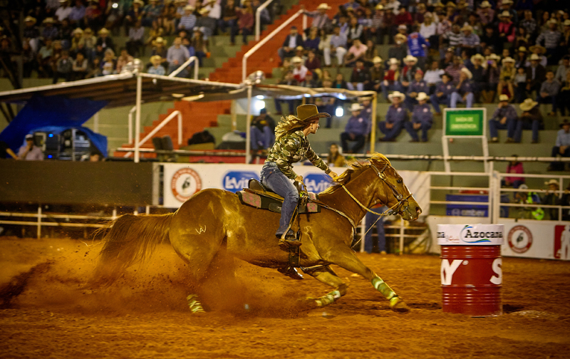 Festa do Peão de Boiadeiro de Barretos movimenta cerca de R$ 900 milhões com o turismo (Foto: Ken Chu/Situr-SP/divulgação)