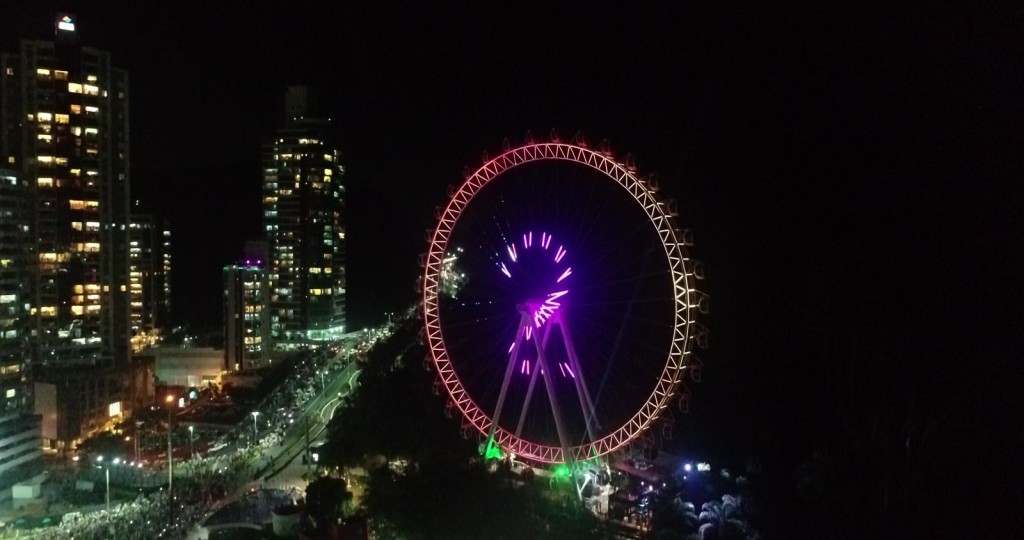 Balneário Camboriú celebra primeiro Réveillon com orla alargada 1 Hildo Junior FG Big Wheel 2022 2