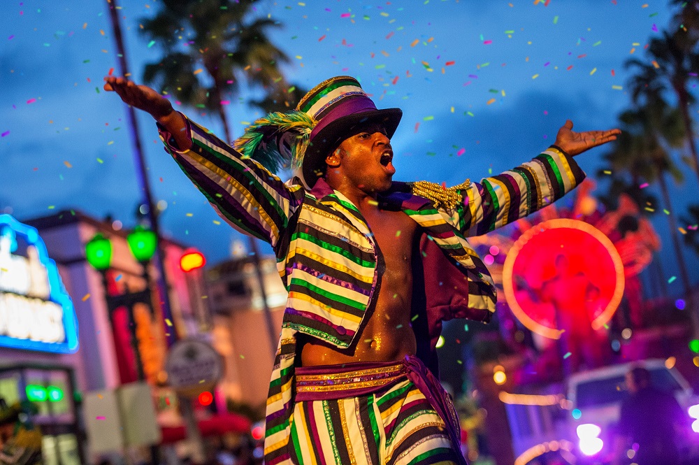 Mardi Gras do Universal Orlando está de volta com shows de grandes astros 1 Mardi Gras 2022 at Universal Orlando Resort_LR